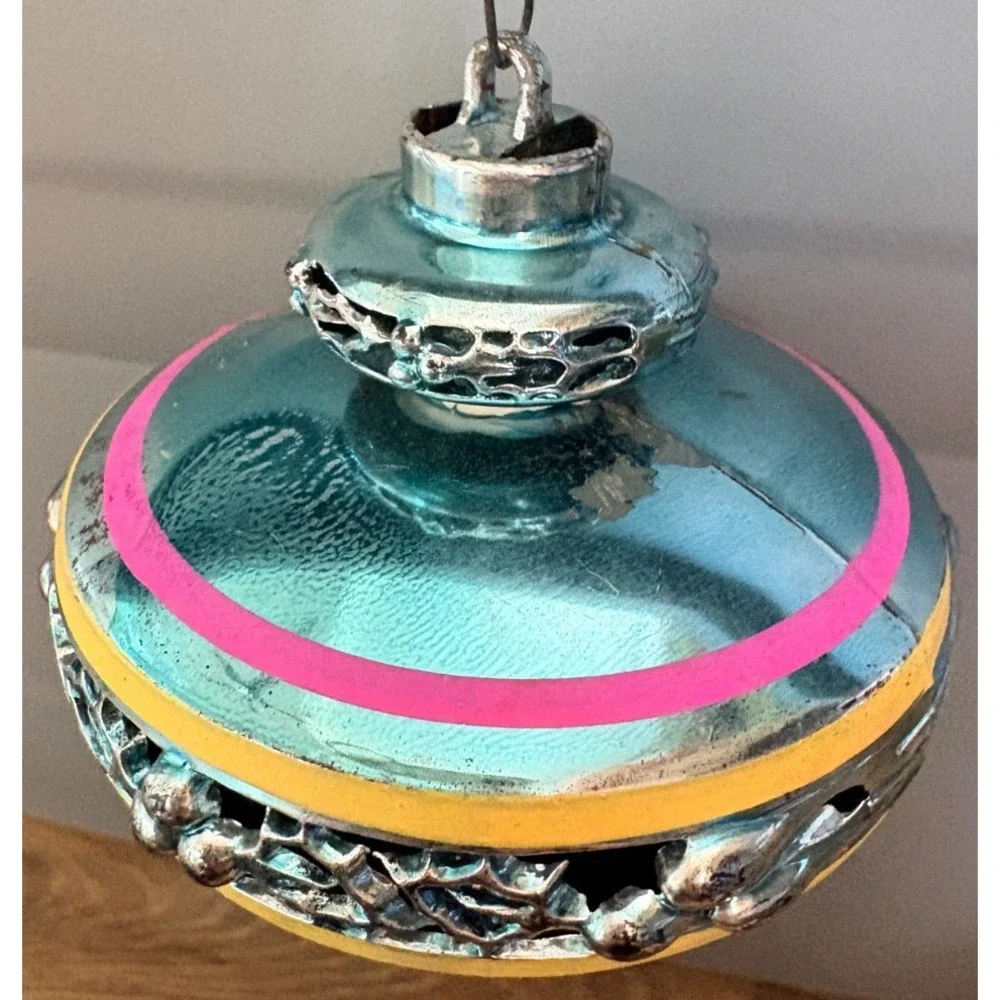 Flying Saucer UFO Satelite Atomic Plastic Christmas Ornament Bradford